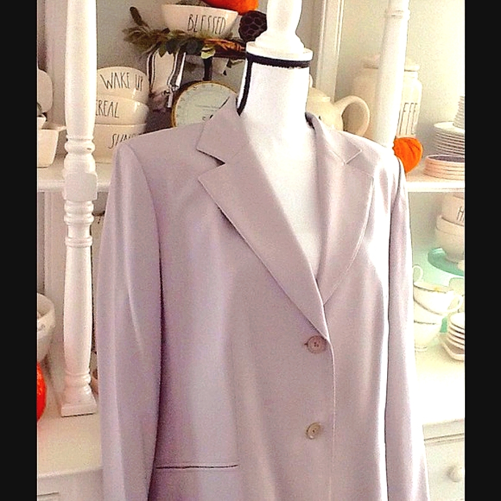 Talbots Italian fabric (98% wool) gray bla…